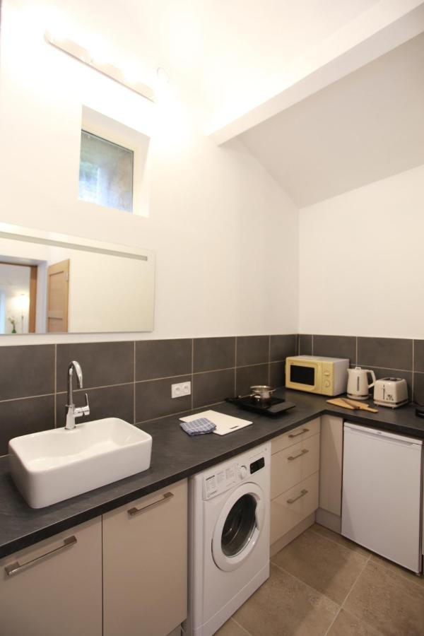 Chez Maggy Et Leon Apartment Chambonas Bagian luar foto